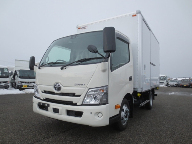 トヨタ ダイナ 小型 バン 2KG-XZU702(99728) 3枚目