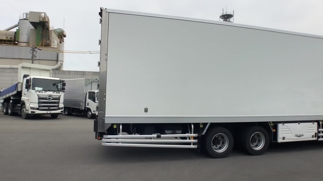 いすゞ ギガ 大型 冷蔵冷凍バン QPG-CYJ77B(34854) 25枚目