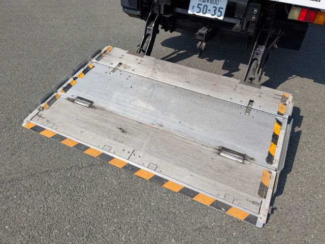 いすゞ エルフ 小型 冷蔵冷凍バン TRG-NMR85AN(109855) 42枚目