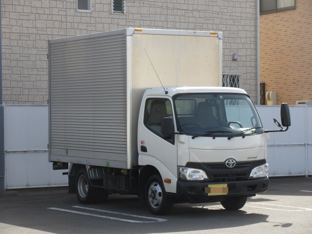 トヨタ ダイナ 小型 バン TKG-XZC605(9228) 2枚目
