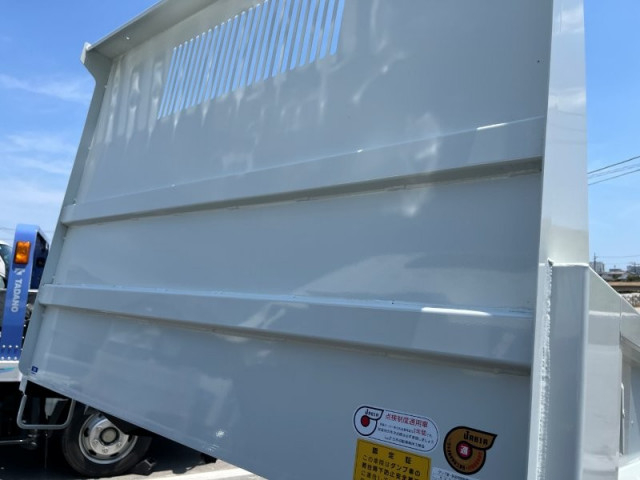 三菱ふそう キャンター 小型 土砂ダンプ 2RG-FBA60(108562) 32枚目