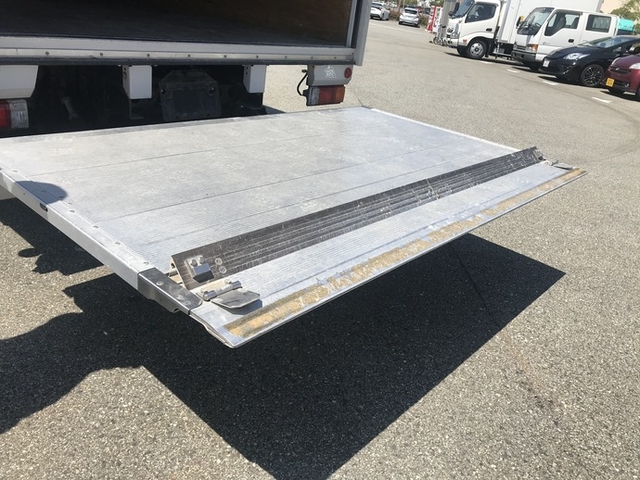 トヨタ トヨエース 小型 バン TKG-XZU710(6547) 74枚目