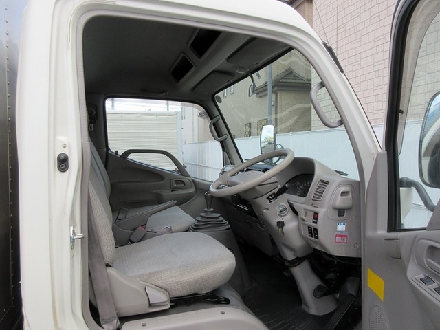 トヨタ トヨエース 小型 バン KK-XZU341(3544) 32枚目