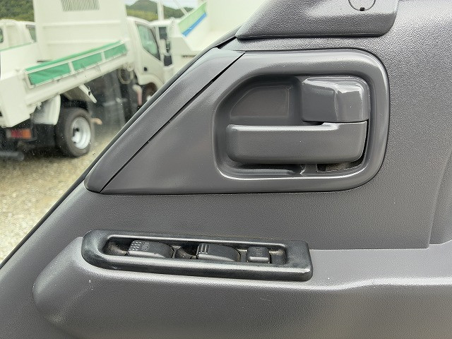 日産自動車 アトラス 小型 平ボディ KR-AKR81LAR(110107) 40枚目