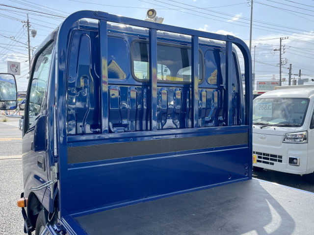日野 デュトロ 小型 平ボディ 2RG-XZU605M(104718) 9枚目
