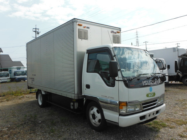 いすゞ エルフ 小型 バン KC-NKR66LAV(1053) 1枚目