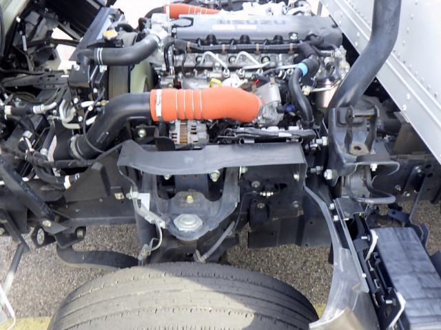 いすゞ エルフ 小型 バン 2RG-NPR88AN(110064) 29枚目