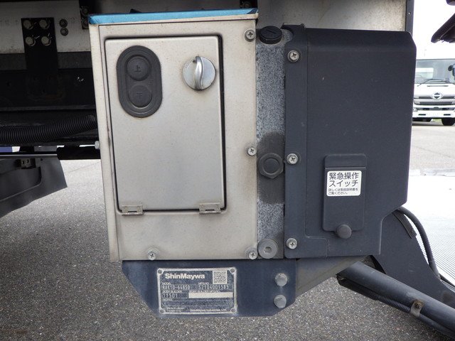 いすゞ - 中型 冷蔵冷凍バン 2PG-FRR90T2(107577) 7枚目