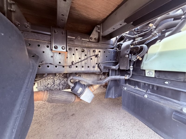 いすゞ エルフ 小型 バン TRG-NLR85AN(113448) 26枚目