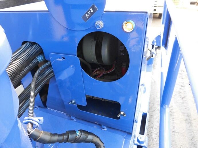 いすゞ エルフ 小型 平ボディ（クレーン付） TKG-NJR85A(11720) 15枚目