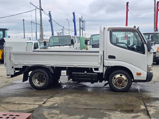トヨタ ダイナ 小型 平ボディ TKG-XZU675(112262) 4枚目