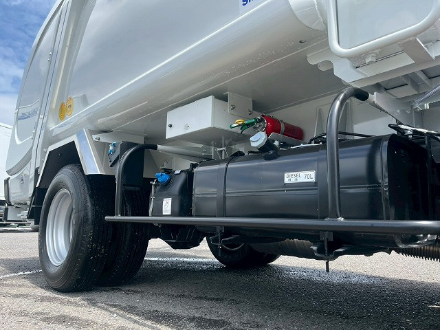 Mitsubishi Fuso canter Small Packer compress trucks 2RG-FEAV0(107573) 73枚目