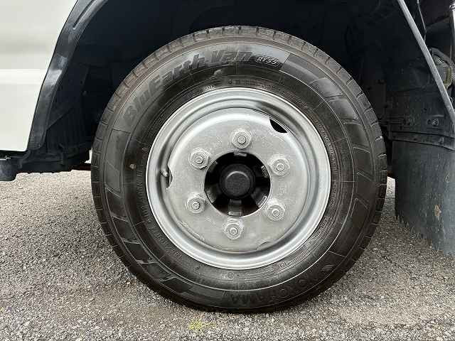 いすゞ エルフ 小型 平ボディ KR-NHR69(110125) 31枚目
