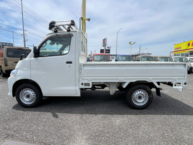 トヨタ タウンエース 小型 平ボディ 5BF-S403U(109236) 3枚目
