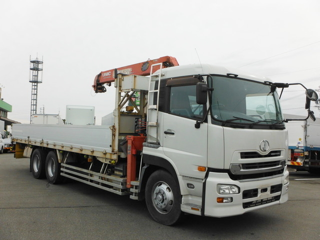 UDトラックス（日産） クオン 大型 平ボディ（クレーン付） PKG-CD4YL(28811) 2枚目