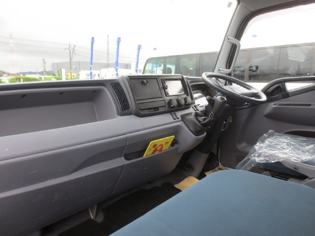 Mitsubishi Fuso canter Small Flat body TKG-FEB50(92762) 14枚目