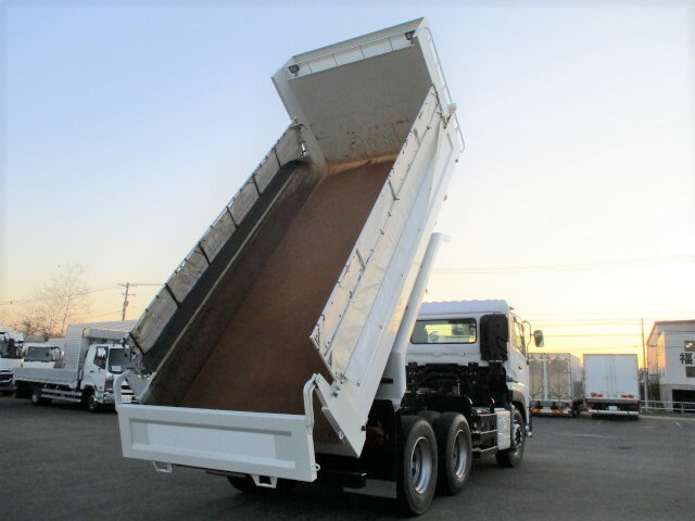 Nissan UD quon Large Soil dump 2PG-CW5AL(36694) 23枚目