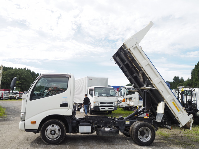 日野 デュトロ 小型 土砂ダンプ 2RG-XZC600T(110949) 2枚目