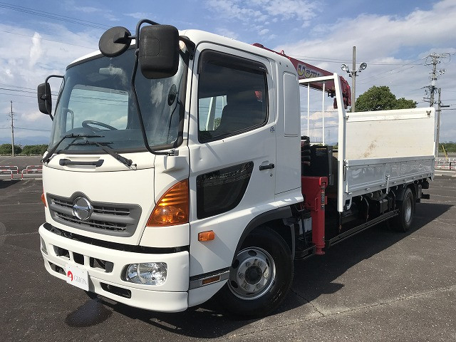 日野 レンジャー 中型 平ボディ（クレーン付） TKG-FD9JLAA(111676) 1枚目