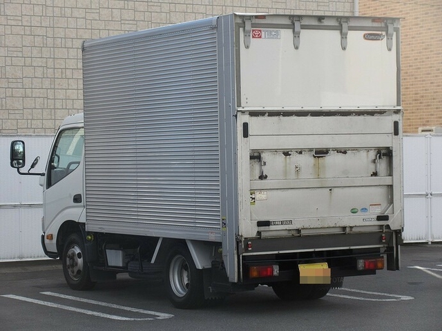 トヨタ ダイナ 小型 バン TKG-XZC605(9235) 4枚目