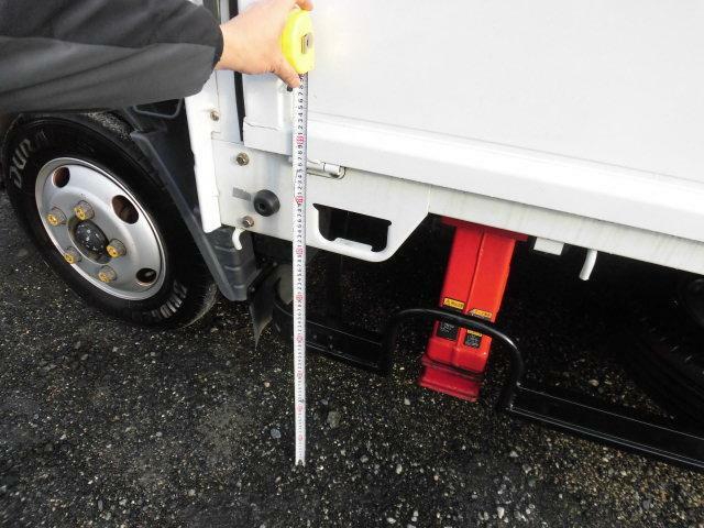 三菱ふそう キャンター 小型 平ボディ（クレーン付） PA-FE72DC(11274) 31枚目