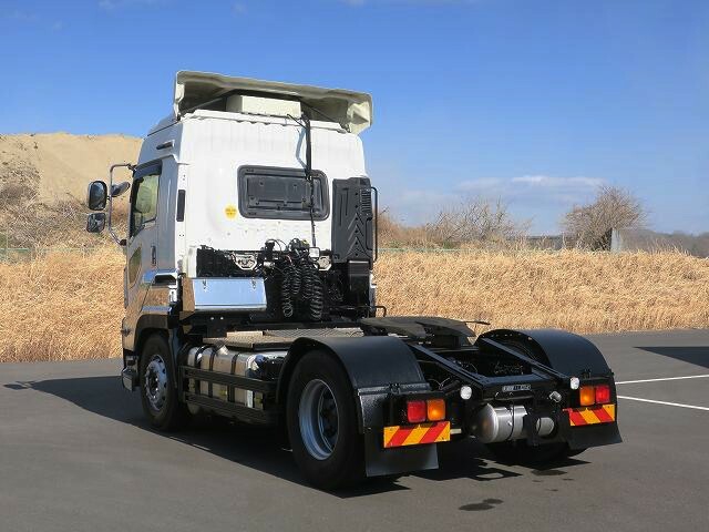 いすゞ ギガ 大型 トラクタ QKG-EXD52BE(38798) 4枚目