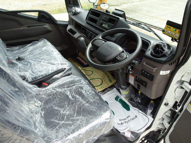 三菱ふそう キャンター 小型 塵芥車（プレス式） 2RG-FEAV0(107993) 4枚目