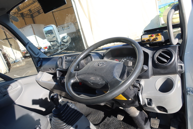 トヨタ ダイナ 小型 塵芥車（回転式） TKG-XZU600H(108205) 83枚目
