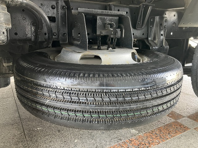 日野 デュトロ 小型 平ボディ TPG-XZU605M(113501) 28枚目