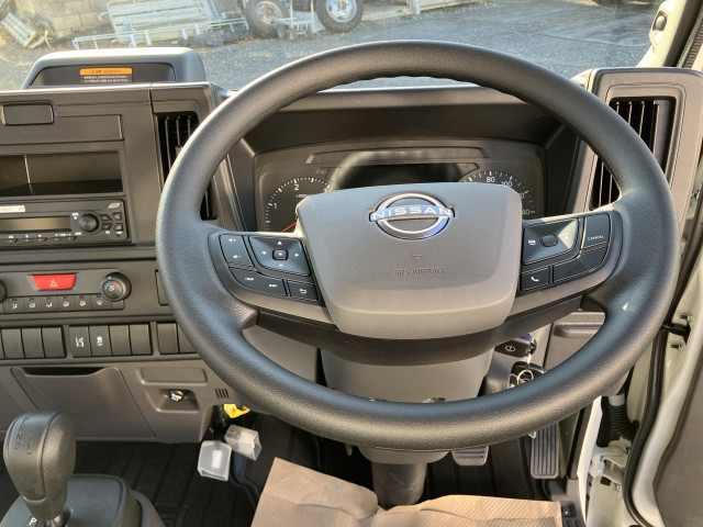 日産自動車 アトラス 小型 平ボディ 3DF-AHR87AF(108469) 7枚目