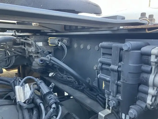 スカニア 大型 トラクタ 2KG-A4X2AEG(112965) 20枚目