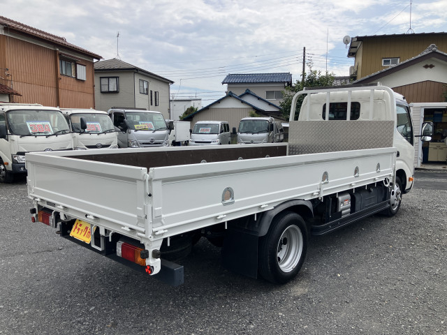 日野 デュトロ 小型 平ボディ 2RG-XZU650M(109716) 3枚目