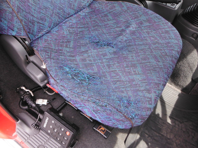 いすゞ フォワード 中型 ウィング PA-FRD34L4(3437) 29枚目