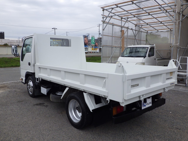 マツダ タイタン 小型 土砂ダンプ TKG-LJR85AD(110663) 3枚目