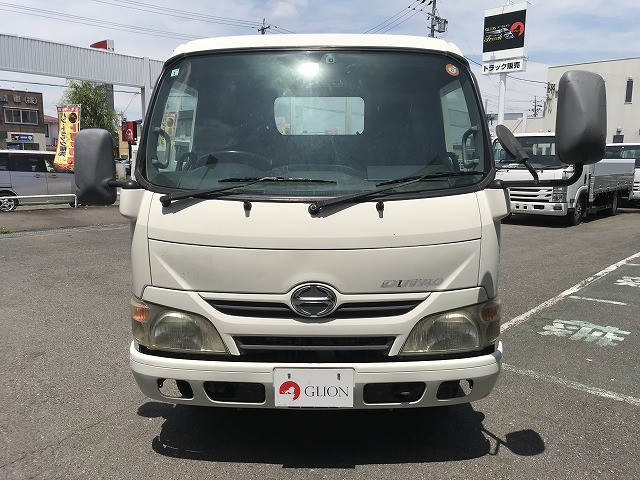 日野 デュトロ 小型 平ボディ SKG-XZU650M(110135) 2枚目