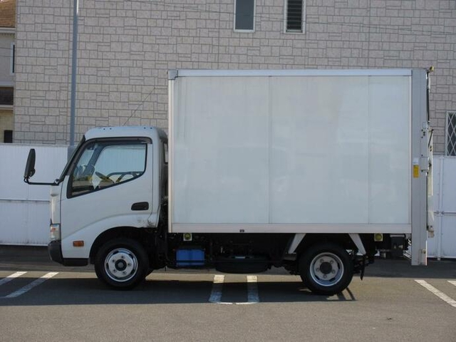 トヨタ トヨエース 小型 バン TKG-XZU605(12557) 6枚目
