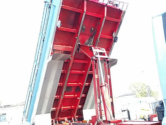 UDトラックス（日産） クオン 大型 土砂ダンプ ADG-CW4XL(9323) 71枚目
