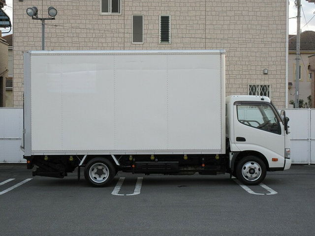日野 デュトロ 小型 バン TKG-XZC655M(7687) 4枚目