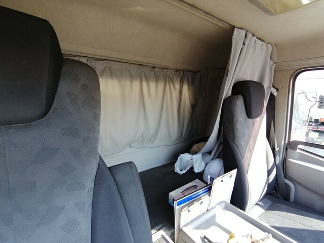 UDトラックス（日産） コンドル 中型 冷蔵冷凍バン SKG-MK38L(5583) 47枚目