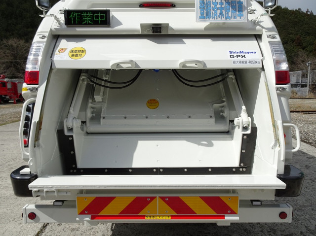 日野 レンジャー 増トン 塵芥車（プレス式） 2KG-GC2ABA(106369) 12枚目