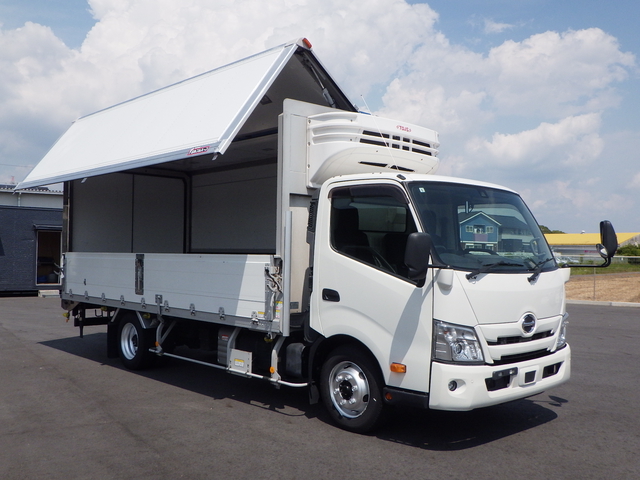 日野 デュトロ 小型 冷蔵冷凍ウィング 2RG-XZU722M(110840) 1枚目