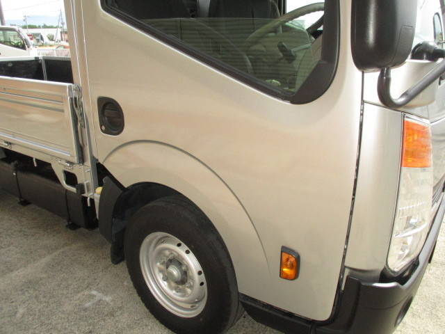 日産自動車 アトラス 小型 平ボディ CBF-SQ2F24(105956) 32枚目