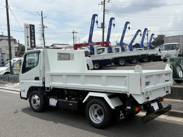 三菱ふそう キャンター 小型 土砂ダンプ 2RG-FBA60(110642) 4枚目