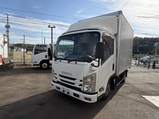 いすゞ エルフ 小型 バン TRG-NLR85AN(113448) 1枚目