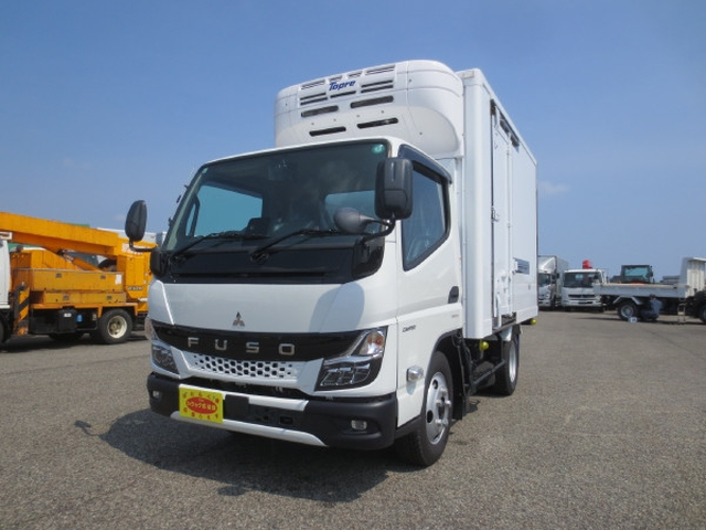 三菱ふそう キャンター 小型 冷蔵冷凍バン 2RG-FBAV0(88181) 1枚目