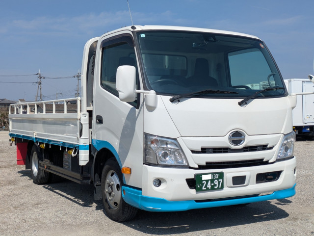 Hino dutro Small Flat body 2RG-XZC710M(105756) 2枚目