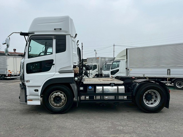 UDトラックス（日産） クオン 大型 トラクタ 2PG-GK5AAB(98159) 10枚目