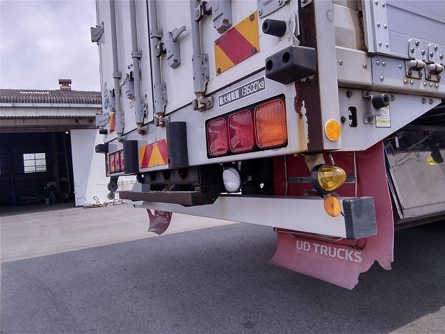 UDトラックス（日産） クオン 大型 ウィング QKG-CG5ZA(10836) 64枚目