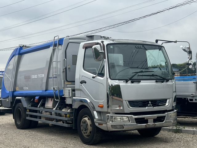 三菱ふそう ファイター 増トン 塵芥車（プレス式） QKG-FK72FZ(110599) 2枚目