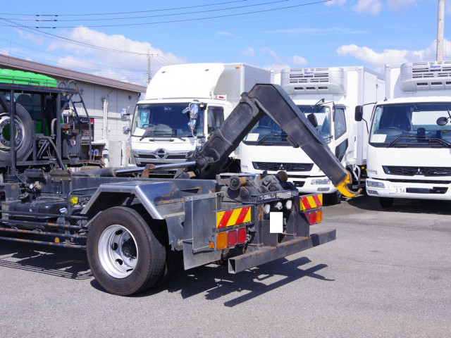三菱ふそう ファイター 増トン コンテナ専用車 QKG-FK62FZ(112084) 10枚目